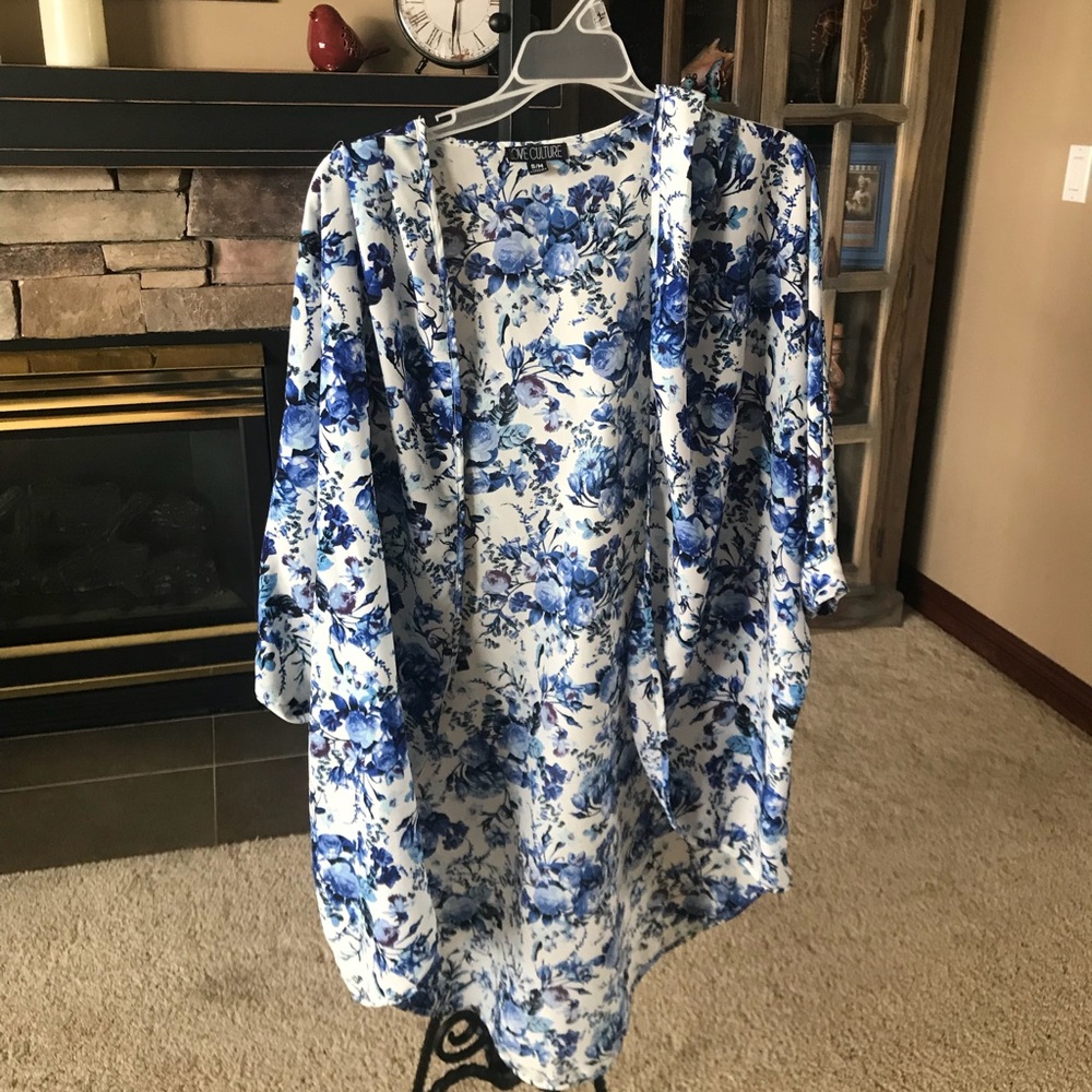 Floral kimono